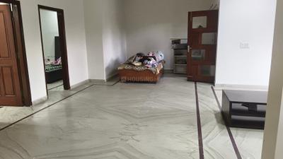 Living Room Image of 2150 Sq.ft 2 BHK Builder Floor for rent in Sector 105 Noida for Rs. 40000