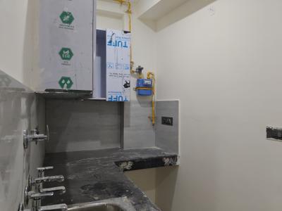 Kitchen Image of 200 Sq.ft 1 RK Builder Floor for rent in Pandav Nagar New Delhi for Rs. 13000