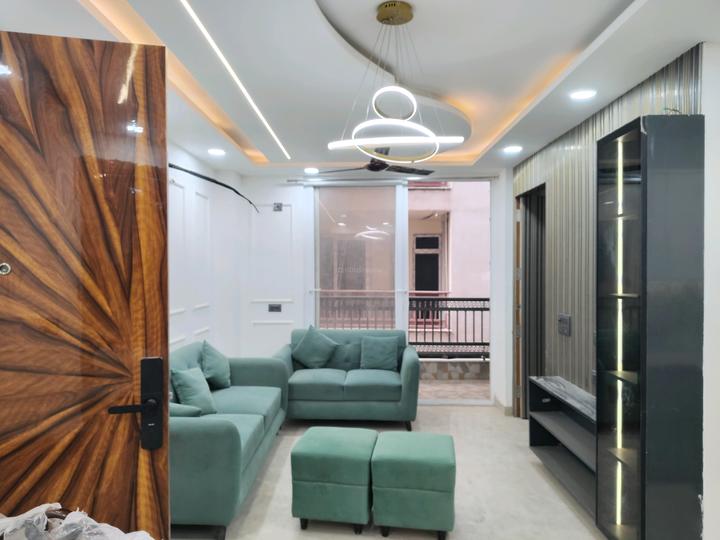 The Ultima 107 by The Ultima Group Main Image 1