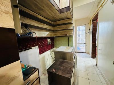 Bathroom Image of 1600 Sq.ft 3.5 BHK Apartment / Flat for rent in BPTP Park Grandeura, Sector 82 Faridabad for Rs. 45000