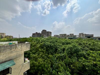 Image of 350 Sq.ft 1 BHK Apartment / Flat for sale in Dashrath Puri, New Delhi for Rs. 4100000