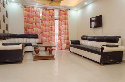 Hall Image of Shukla Nest 76 in Sector 76, Noida