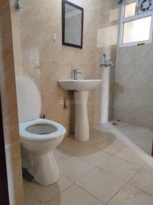 Bathroom Image of 1050 Sq.ft 2 BHK Apartment / Flat for rent in Paramount Emotions, Noida Extension Greater Noida for Rs. 22000
