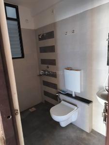 Bathroom Image of 850 Sq.ft 2 BHK Apartment / Flat for rent in Sagar Lifestyle Towers, Salaiya Bhopal for Rs. 14000