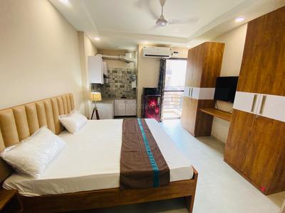 Bedroom Image of 580 Sq.ft 1 RK Builder Floor for rent in South City Floors 1, Sector 41 Gurgaon for Rs. 21000