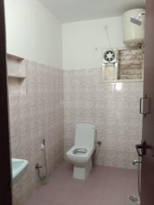 Image of 1350 Sq.ft 2 BHK Builder Floor for rent in Kammanahalli, Bengaluru for Rs. 32000