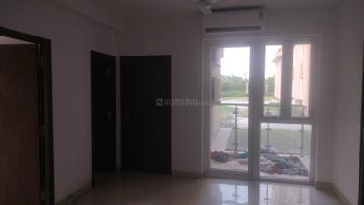 Living Room Image of 1689 Sq.ft 3 BHK Apartment / Flat for rent in Hero Homes, Sector 104 Gurgaon for Rs. 43000