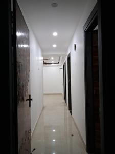 Main Entrance Image of 1850 Sq.ft 4 BHK Apartment / Flat for sale in JMD Siddhi Vinayak, Sector 73 Noida for Rs. 8500000