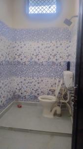 Bathroom Image of 600 Sq.ft 2 BHK Builder Floor for rent in Gumaniwala Rishikesh for Rs. 8000