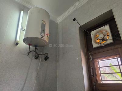 Bathroom Image of 1500 Sq.ft 1 RK Builder Floor for rent in Sector 46 Faridabad for Rs. 20000