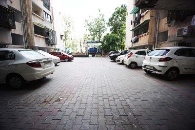 Image of 972 Sq.ft 2 BHK Apartment / Flat for sale in Satellite, Ahmedabad for Rs. 6000000