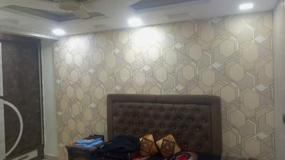 Bedroom Image of 1090 Sq.ft 2 BHK Builder Floor for sale in Pitampura New Delhi for Rs. 17500000
