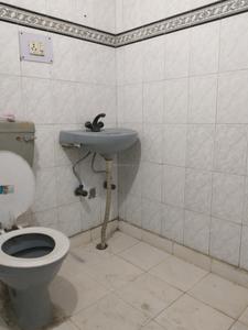 Bedroom Two Image of 1440 Sq.ft 3 BHK Builder Floor for rent in Mukherjee Nagar New Delhi for Rs. 50000