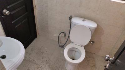 Image of 1968 Sq.ft 4 BHK Apartment / Flat for rent in Logix Blossom County, Sector 137, Noida for Rs. 45000