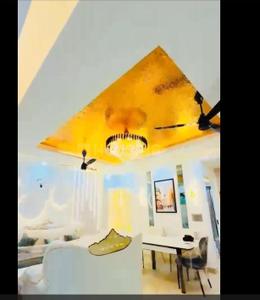 4 BHK Independent Builder Floor