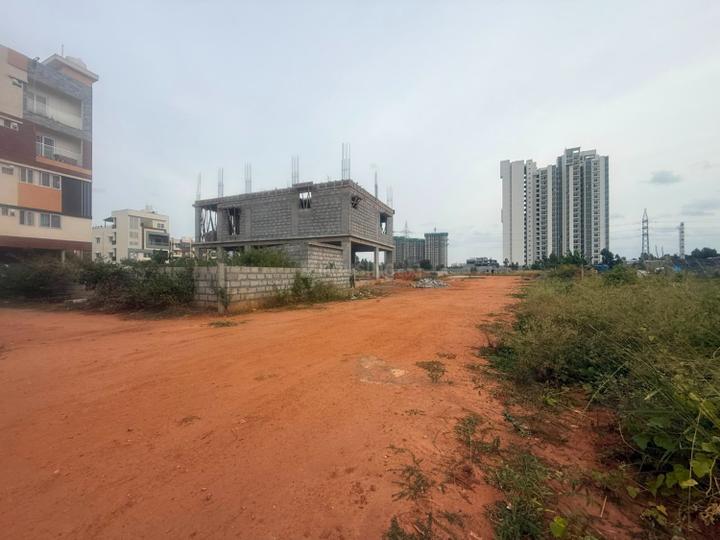 Premium villa plot for sale Main Image 1