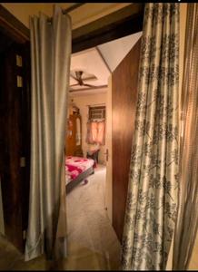 Bedroom Image of 855 Sq.ft 3 BHK Builder Floor for sale in Tri Nagar New Delhi for Rs. 10000000