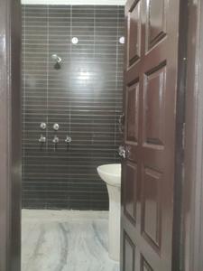 Common Bathroom Image of 1179 Sq.ft 3 BHK Builder Floor for rent in Sector 49 Faridabad for Rs. 30000