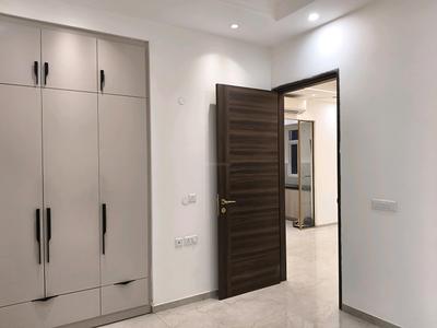 3.5 BHK Flat