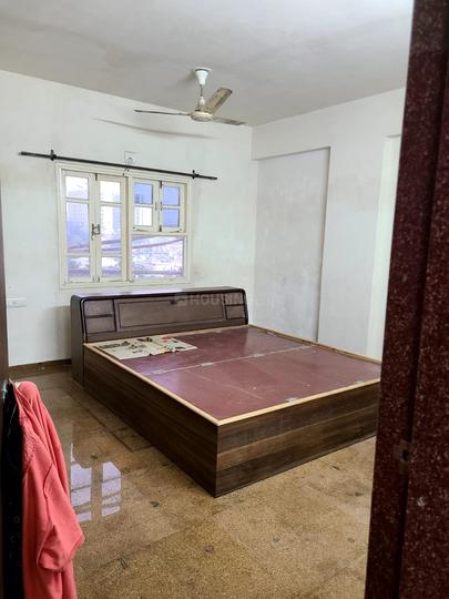 Suray mandir apartment bodakdev Bedroom 1