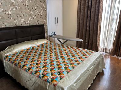 Bedroom Image of 3530 Sq.ft 5 BHK Apartment / Flat for sale in Prateek Edifice, Sector 107 Noida for Rs. 105000000
