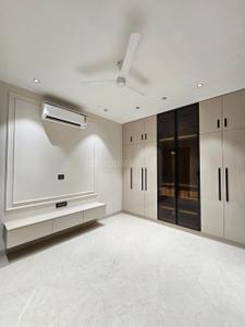 Bedroom Image of 3240 Sq.ft 4 BHK Builder Floor for sale in Emaar Emerald Hill, Sector 65 Gurgaon for Rs. 35000000