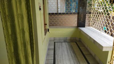Bathroom Image of 650 Sq.ft 1 RK Independent House for rent in Madhyamgram Kolkata for Rs. 7000