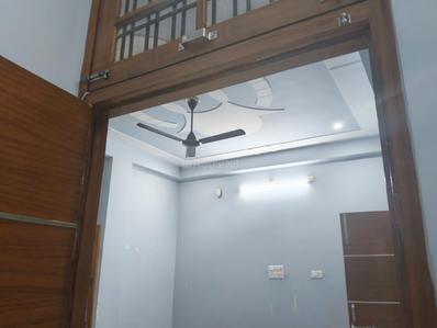Bedroom Image of 1500 Sq.ft 2 BHK Builder Floor for rent in Indira Nagar Lucknow for Rs. 15500