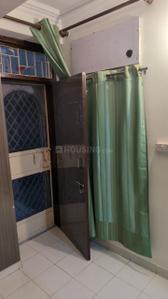 Bedroom Image of 600 Sq.ft 1 BHK Apartment / Flat for rent in Kaveri Apartments, Vasant Kunj New Delhi for Rs. 35000