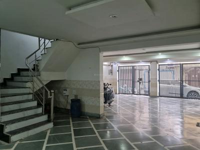 Car Garage Image of 820 Sq.ft 3 BHK Builder Floor for rent in Hastsal New Delhi for Rs. 18000