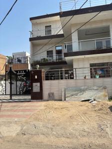 5 BHK Independent House