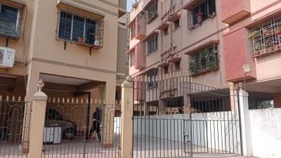 Living Room Image of 880 Sq.ft 2 BHK Apartment / Flat for sale in Mukundapur Kolkata for Rs. 3700000
