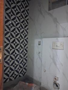 Common Bathroom Image of 1150 Sq.ft 2.5 BHK Apartment / Flat for sale in Sector 73 Noida for Rs. 4800000
