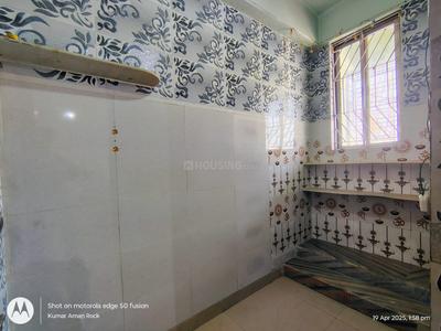 Bathroom Image of 1580 Sq.ft 3 BHK Apartment / Flat for rent in Harmu Ranchi for Rs. 21000