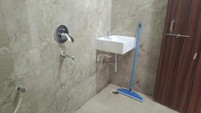Bathroom Image of 1800 Sq.ft 4 BHK Villa for rent in Swadesh Orchard Majesty, Gandhinagar Bhopal for Rs. 30000