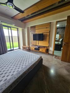 Bedroom Image of 6000 Sq.ft 3 BHK Penthouse for sale in Dwarkesh Radiance, Motera Ahmedabad for Rs. 30000000