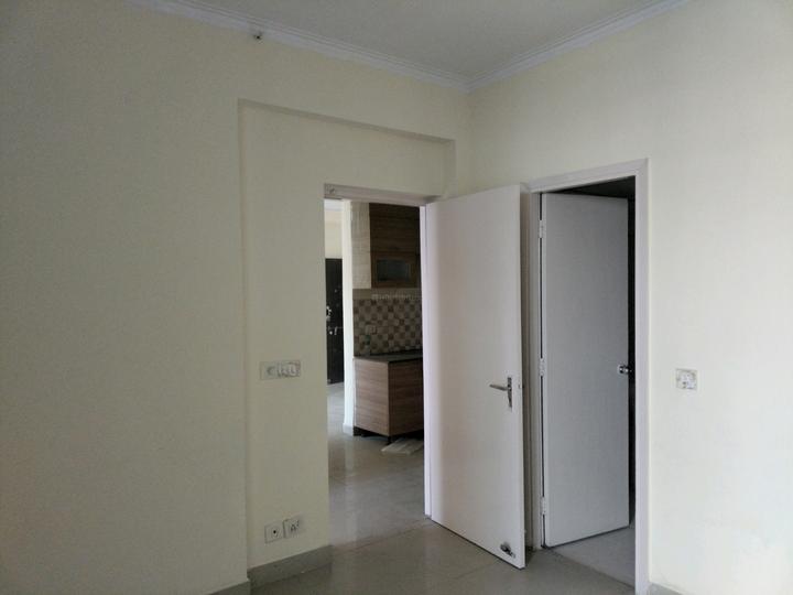 Gaursons India Gaur City 2 16th Avenue Main Image 1