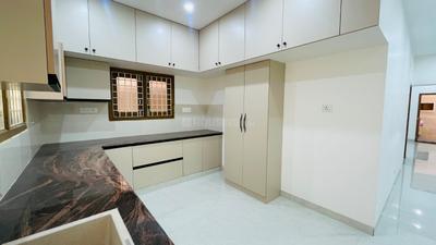 Kitchen Image of 1100 Sq.ft 3 BHK Builder Floor for rent in Sholinganallur Chennai for Rs. 26000
