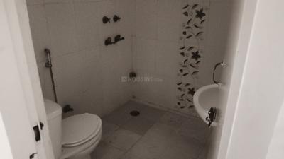 Image of 1600 Sq.ft 3 BHK Apartment / Flat for rent in CGHS Sabka Ghar Apartments, Sector 6 Dwarka, New Delhi for Rs. 40000
