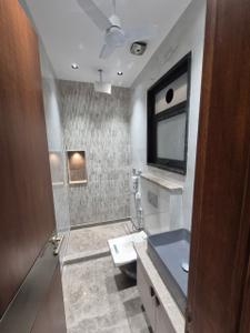 Bathroom Image of 900 Sq.ft 2 BHK Builder Floor for sale in Lajpat Nagar New Delhi for Rs. 27000000