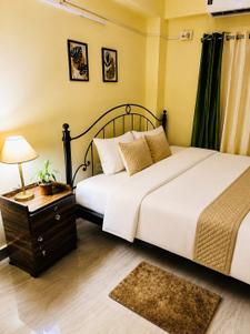 Bedroom Image of 750 Sq.ft 2 BHK Apartment / Flat for rent in Airport Garden, Airport Gate No 2 Kolkata for Rs. 25000