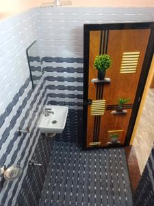 Bathroom Image of 739 Sq.ft 2 BHK Apartment / Flat for rent in Thiruvalla Pathanamthitta for Rs. 20000
