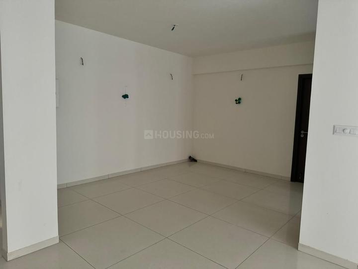 Casagrand Tudor Main Image 1