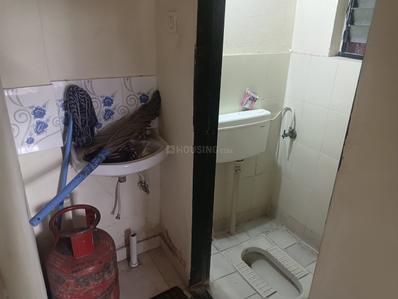 Bathroom Image of 900 Sq.ft 2 BHK Apartment / Flat for rent in Sai Ganesh Vihar, Ambegaon Budruk Pune for Rs. 10000