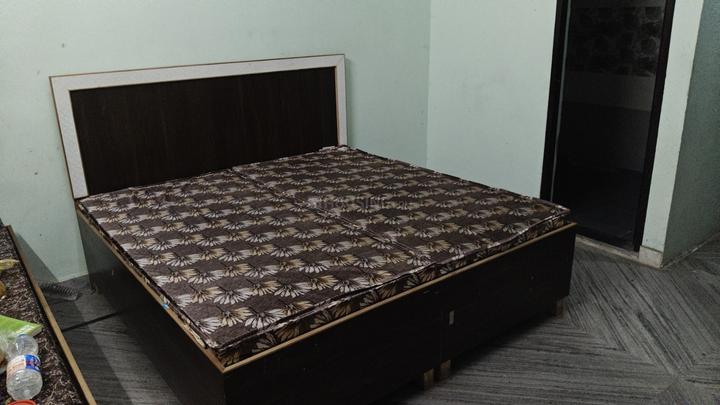 Alp building  Bedroom 1