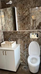 Bathroom Image of 915 Sq.ft 2 BHK Apartment / Flat for sale in Dosti Eastern Bay Phase 3, Antop Hill Mumbai for Rs. 32500000