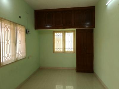 Bedroom Image of 1450 Sq.ft 3 BHK Independent House for rent in Chromepet Chennai for Rs. 32000