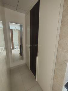Bathroom Image of 1600 Sq.ft 3 BHK Builder Floor for rent in Raj One Good Earth, Sector 71 Gurgaon for Rs. 43000
