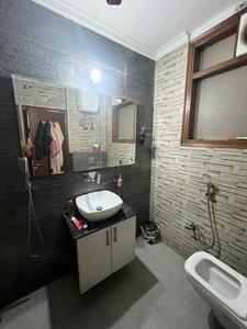 Bathroom Image of 2350 Sq.ft 3 BHK Builder Floor for sale in Sector 10A Gurgaon for Rs. 26000000