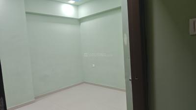 Bedroom Image of 700 Sq.ft 1 BHK Apartment / Flat for rent in Prabhadevi Mumbai for Rs. 60000